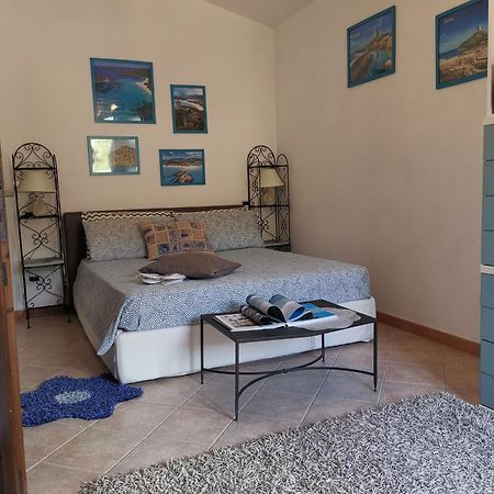 Casa Vacanze Richi&Michi Chia Villa Exteriör bild