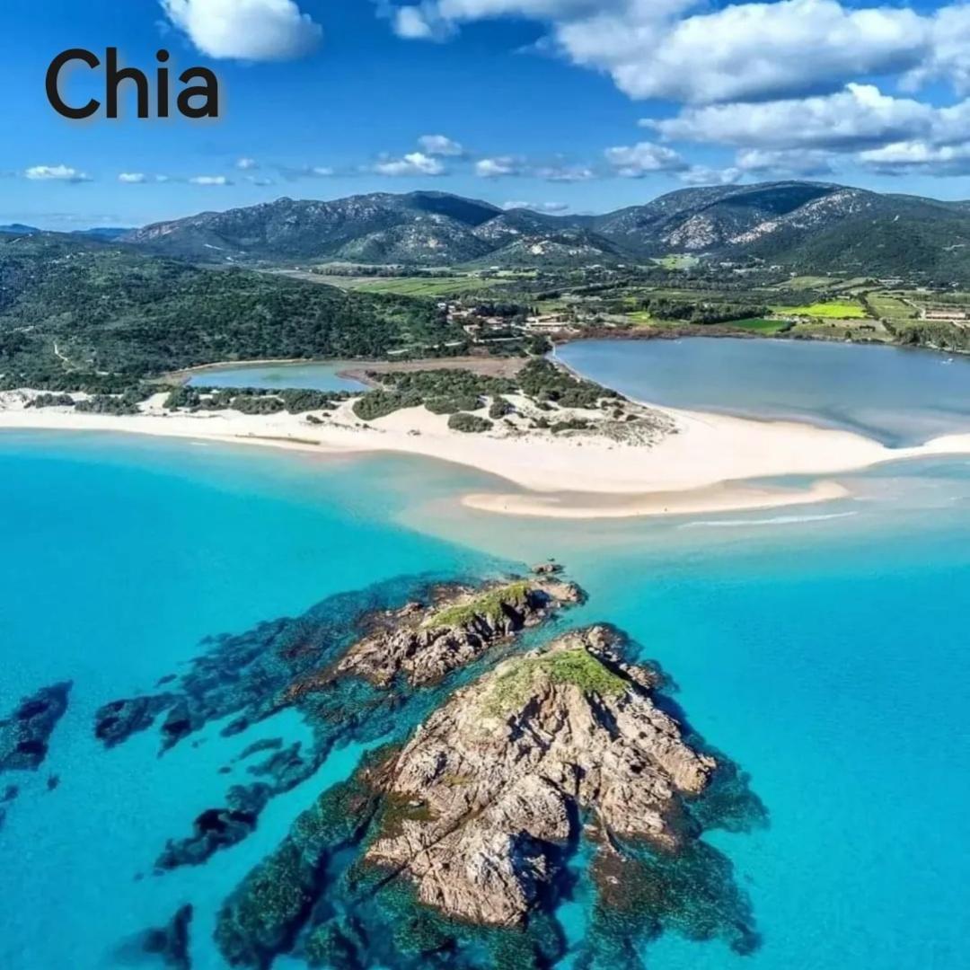 Casa Vacanze Richi&Michi Chia Villa Exteriör bild