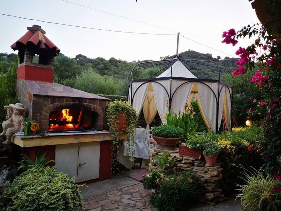Casa Vacanze Richi&Michi Chia Villa Exteriör bild